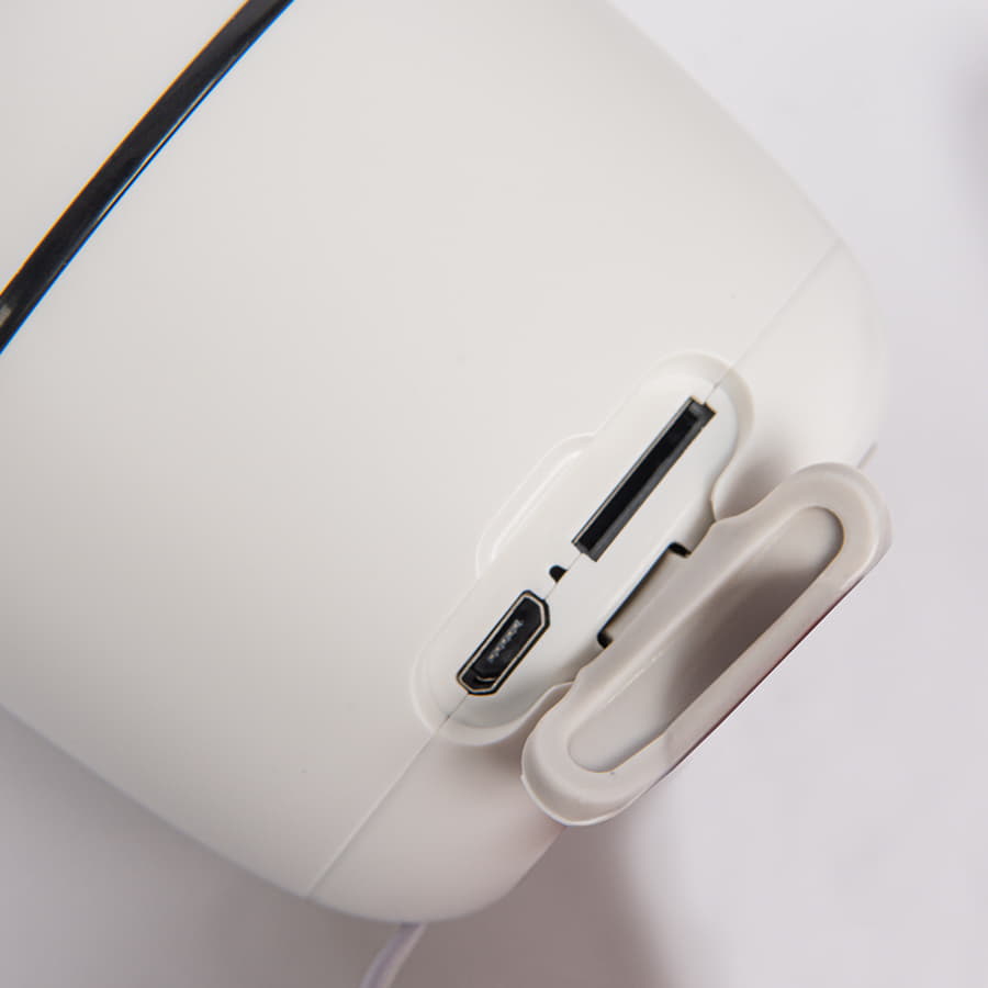 Портативная mini Bluetooth-колонка Sound Burger "Bang" белая — фото 6