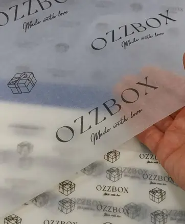 Тишью с логотипом OZZBOX «Made with love» для подарочной упаковки
