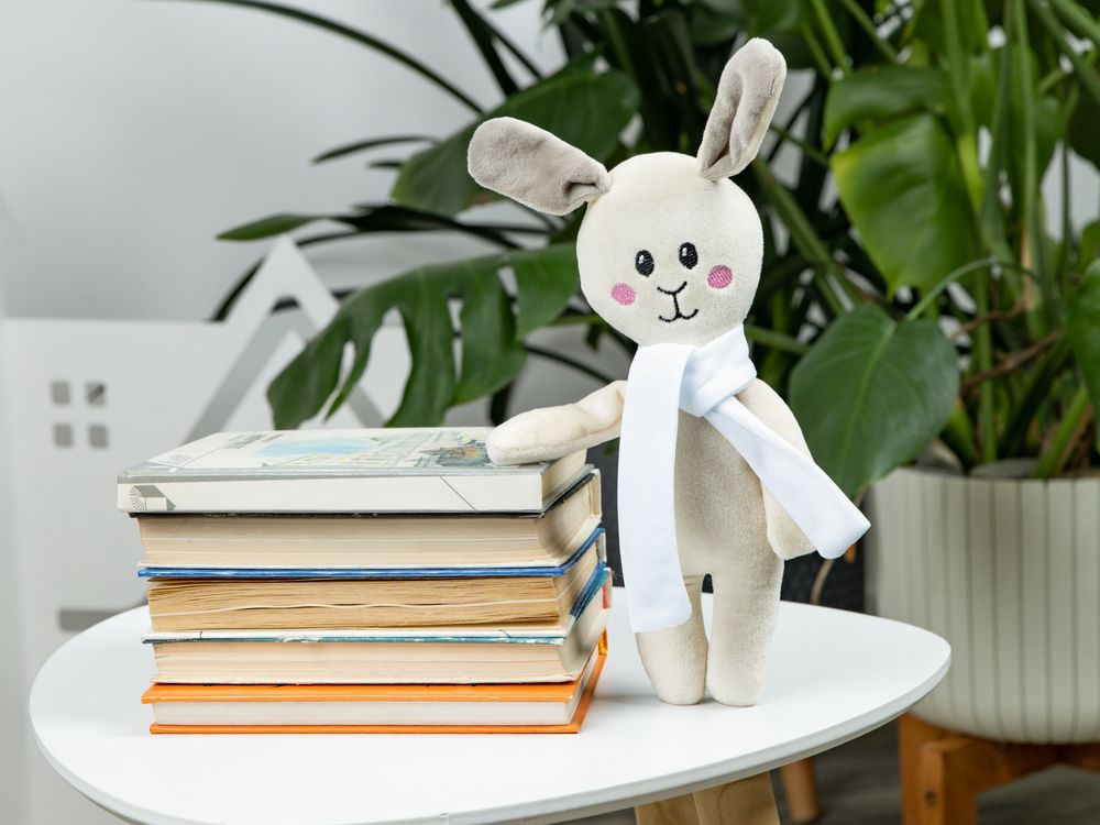 Мягкая игрушка Beastie Toys, заяц с белым шарфом — фото 9