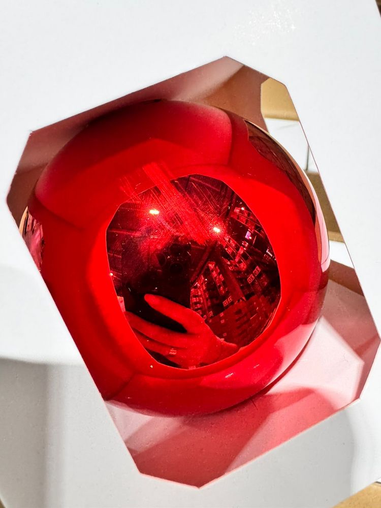 Оформительский шар Finery, 10 см, глянцевый красный — фото 1